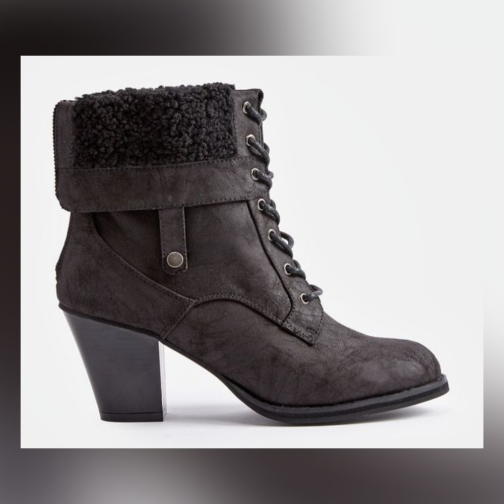 JustFab Statement Fold over Bootie